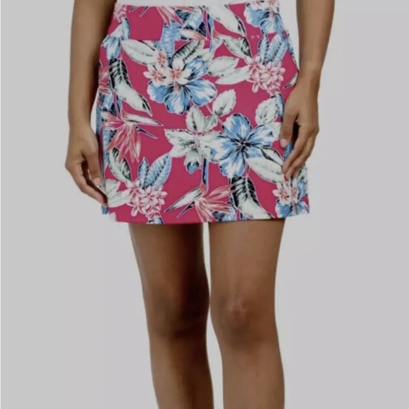 NWT Tommy Bahama Active Magenta Flora Golf Skort sz Small (227 & 245) - Picture 11 of 16